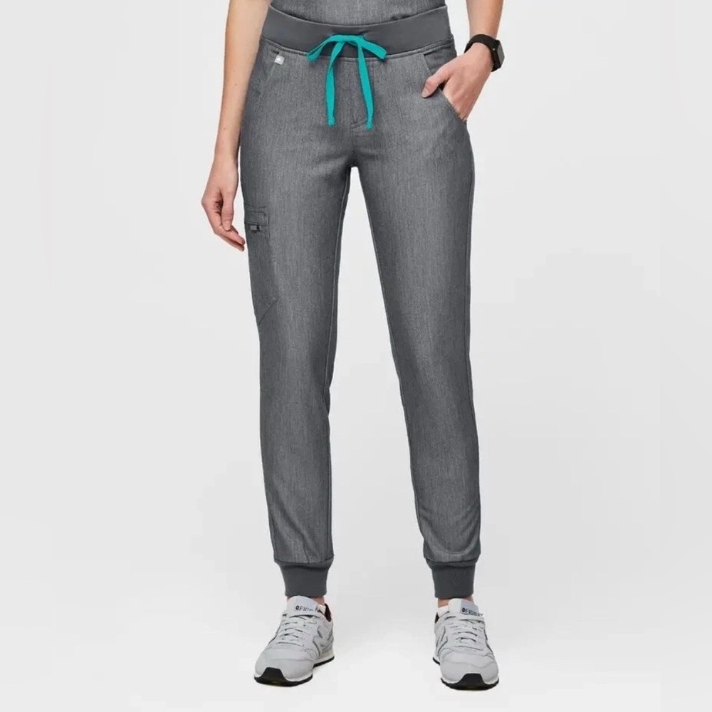 Figs Zamora Jogger Scrub Pants™ | Large/Tall | Graphite